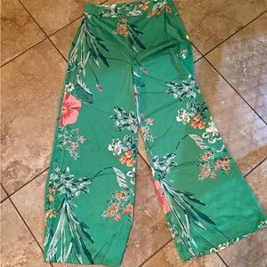 Lulu's Green Floral Print Pants